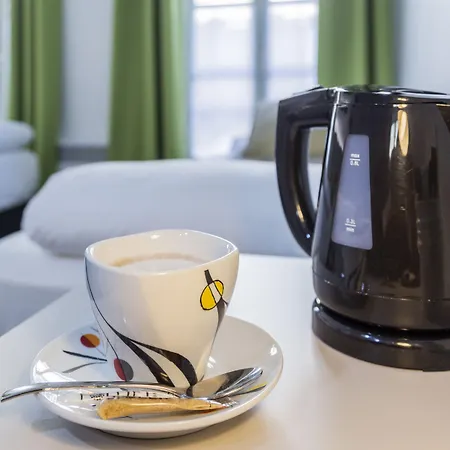 호텔 빅토리아 3*