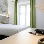 ホテル ビクトリア 3*