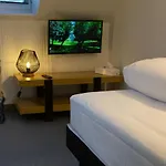 ビクトリア ホテル 3*