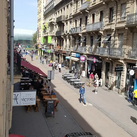 Victoria Hotel