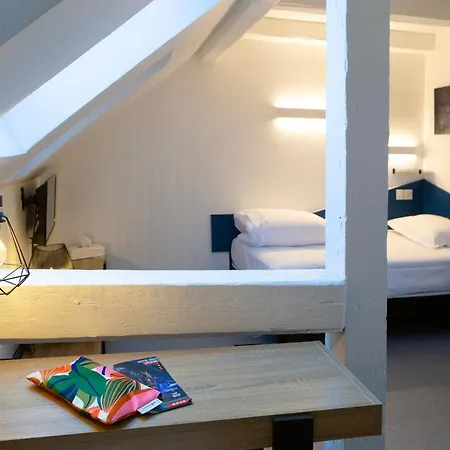 Victoria Hotel 3*
